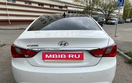 Hyundai Sonata VI, 2012 год, 620 000 рублей, 7 фотография