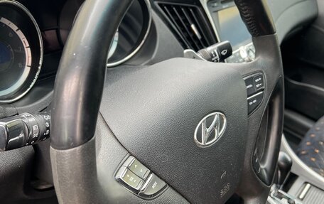 Hyundai Sonata VI, 2012 год, 620 000 рублей, 18 фотография