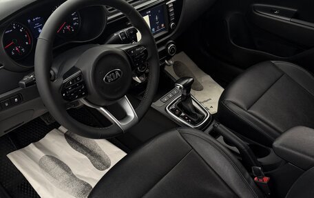 KIA Rio IV, 2019 год, 1 365 000 рублей, 8 фотография
