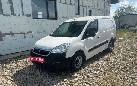 Peugeot Partner II рестайлинг 2, 2020 год, 1 550 000 рублей, 3 фотография