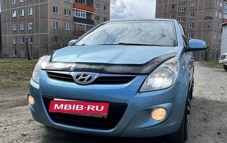 Hyundai i20 IB рестайлинг, 2010 год, 535 000 рублей, 3 фотография