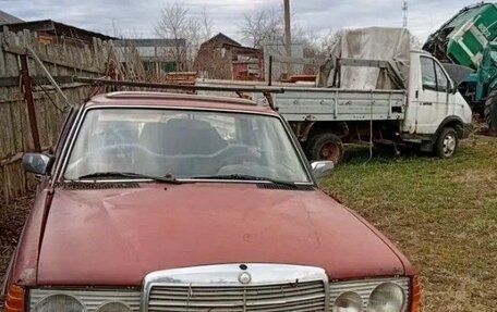 Mercedes-Benz W123, 1982 год, 50 000 рублей, 3 фотография