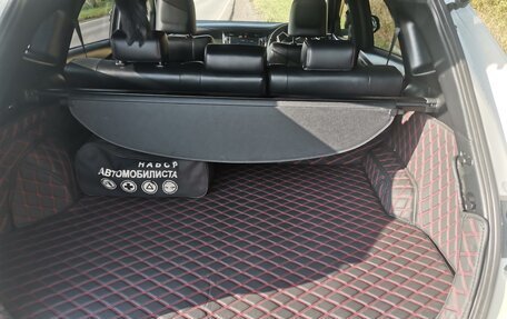Toyota Harrier, 2017 год, 3 500 000 рублей, 28 фотография