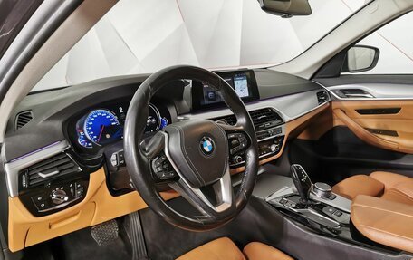 BMW 5 серия, 2017 год, 3 105 000 рублей, 12 фотография