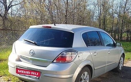 Opel Astra H, 2007 год, 420 000 рублей, 2 фотография
