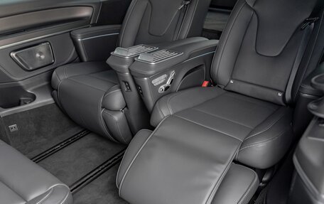 Mercedes-Benz V-Класс, 2025 год, 14 690 000 рублей, 30 фотография