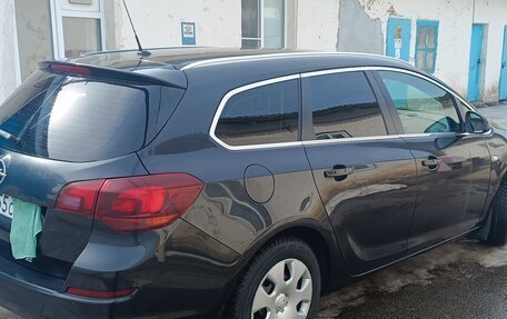 Opel Astra J, 2012 год, 880 000 рублей, 11 фотография