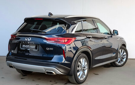 Infiniti QX50 II, 2021 год, 4 500 000 рублей, 5 фотография
