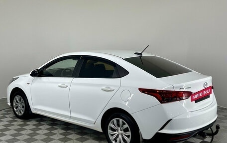 Hyundai Solaris II рестайлинг, 2020 год, 1 590 000 рублей, 8 фотография