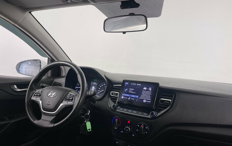 Hyundai Solaris II рестайлинг, 2020 год, 1 590 000 рублей, 12 фотография
