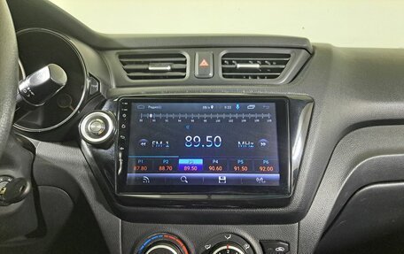 KIA Rio III рестайлинг, 2013 год, 750 000 рублей, 18 фотография