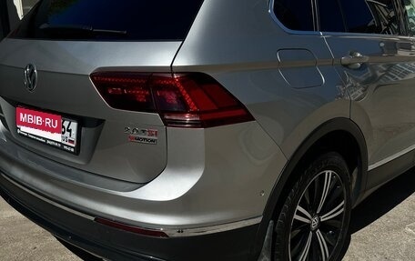 Volkswagen Tiguan II, 2017 год, 3 200 000 рублей, 3 фотография