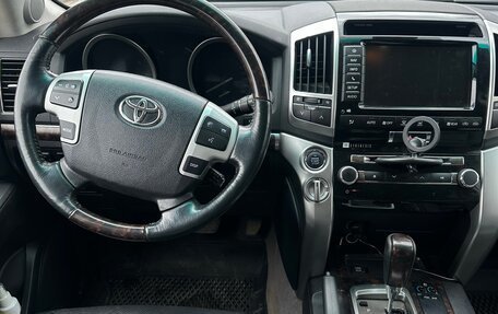 Toyota Land Cruiser 200, 2015 год, 4 500 000 рублей, 10 фотография