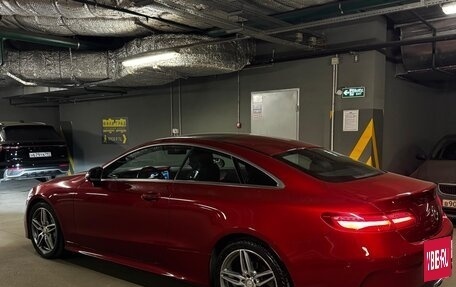 Mercedes-Benz E-Класс, 2017 год, 3 200 000 рублей, 4 фотография