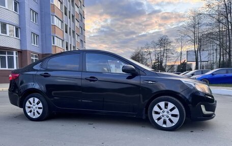 KIA Rio III рестайлинг, 2014 год, 975 000 рублей, 2 фотография