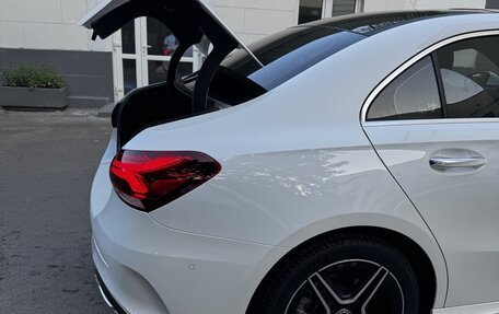 Mercedes-Benz A-Класс, 2022 год, 2 490 000 рублей, 3 фотография