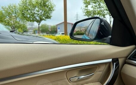 BMW 3 серия, 2016 год, 1 769 000 рублей, 15 фотография