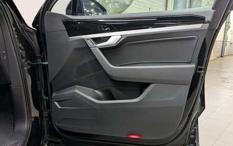 Volkswagen Touareg III, 2018 год, 5 270 000 рублей, 13 фотография