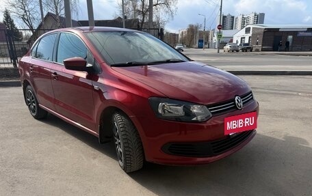 Volkswagen Polo VI (EU Market), 2012 год, 719 000 рублей, 2 фотография