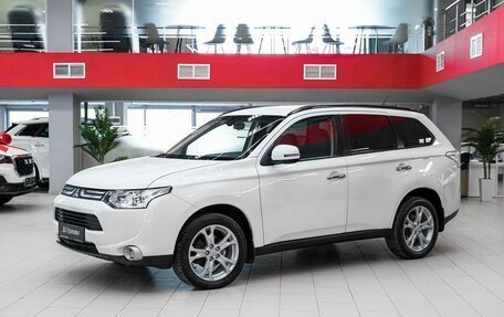 Mitsubishi Outlander III рестайлинг 3, 2012 год, 1 150 000 рублей, 1 фотография