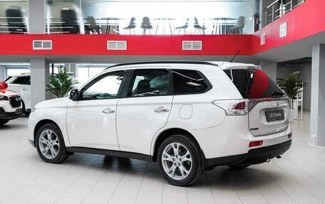 Mitsubishi Outlander III рестайлинг 3, 2012 год, 1 150 000 рублей, 2 фотография