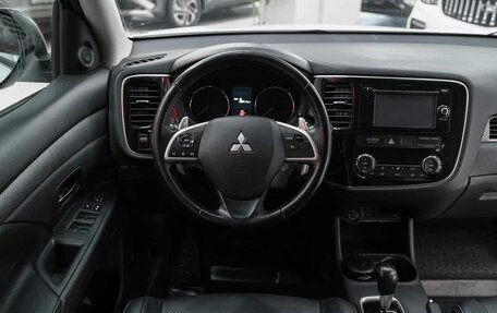 Mitsubishi Outlander III рестайлинг 3, 2012 год, 1 150 000 рублей, 6 фотография