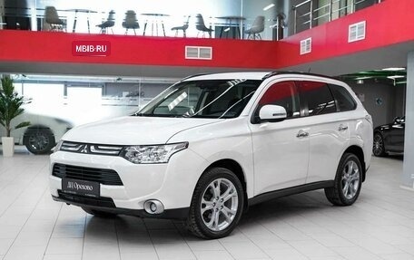 Mitsubishi Outlander III рестайлинг 3, 2012 год, 1 150 000 рублей, 5 фотография