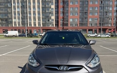 Hyundai Solaris II рестайлинг, 2012 год, 800 000 рублей, 1 фотография