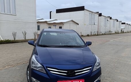 Hyundai Solaris II рестайлинг, 2016 год, 1 050 000 рублей, 1 фотография