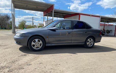 Opel Vectra B рестайлинг, 2000 год, 250 000 рублей, 2 фотография