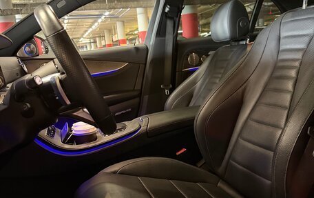Mercedes-Benz E-Класс, 2022 год, 6 700 000 рублей, 8 фотография