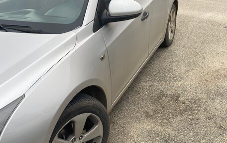 Chevrolet Cruze II, 2010 год, 560 000 рублей, 2 фотография