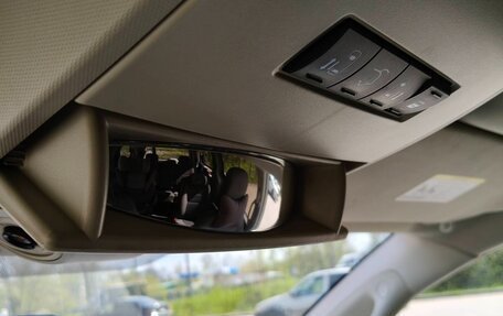 Chrysler Town & Country V рестайлинг, 2010 год, 1 499 000 рублей, 19 фотография