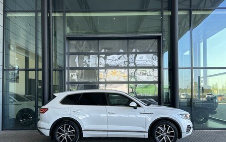Volkswagen Touareg III, 2020 год, 5 770 000 рублей, 5 фотография