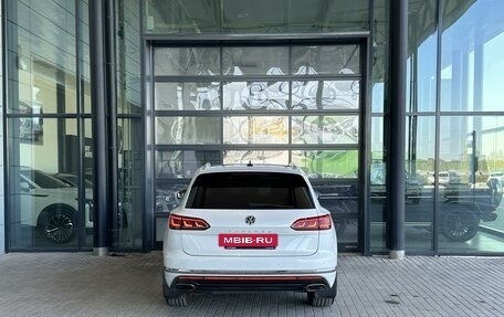 Volkswagen Touareg III, 2020 год, 5 770 000 рублей, 4 фотография
