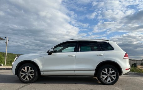 Volkswagen Touareg III, 2013 год, 2 000 000 рублей, 3 фотография