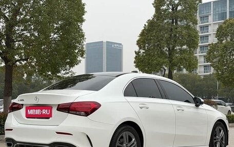 Mercedes-Benz A-Класс, 2022 год, 1 715 000 рублей, 5 фотография