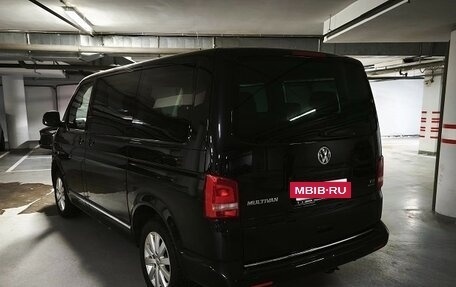 Volkswagen Multivan T5, 2012 год, 2 253 000 рублей, 5 фотография