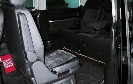 Volkswagen Multivan T5, 2012 год, 2 253 000 рублей, 8 фотография