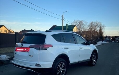 Toyota RAV4, 2015 год, 2 450 000 рублей, 3 фотография