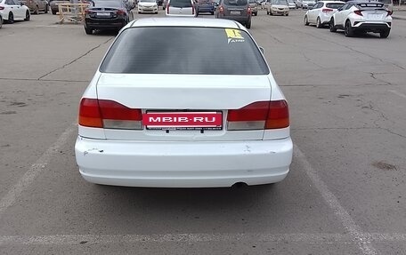 Isuzu Gemini IV, 2000 год, 215 000 рублей, 2 фотография