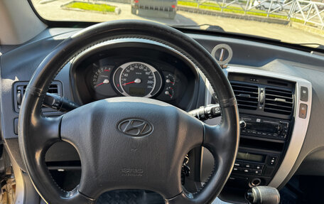 Hyundai Tucson III, 2006 год, 810 000 рублей, 18 фотография