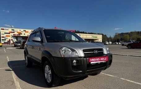 Hyundai Tucson III, 2006 год, 810 000 рублей, 13 фотография
