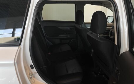 Mitsubishi Outlander III рестайлинг 3, 2013 год, 1 510 000 рублей, 17 фотография