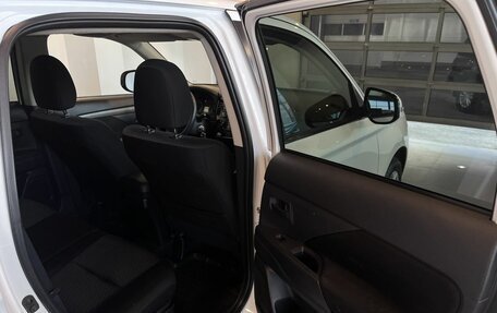 Mitsubishi Outlander III рестайлинг 3, 2013 год, 1 510 000 рублей, 25 фотография