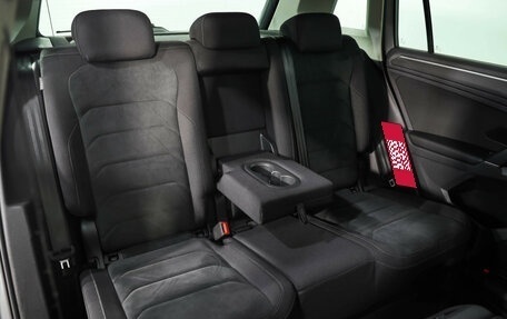 Volkswagen Tiguan II, 2017 год, 2 299 000 рублей, 27 фотография
