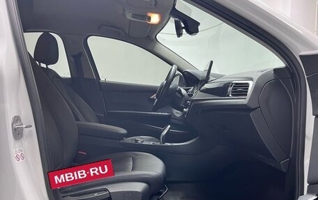BMW 1 серия, 2022 год, 1 755 000 рублей, 10 фотография