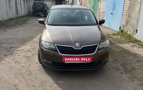 Skoda Rapid I, 2017 год, 1 100 000 рублей, 8 фотография