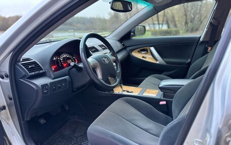 Toyota Camry, 2006 год, 920 000 рублей, 10 фотография