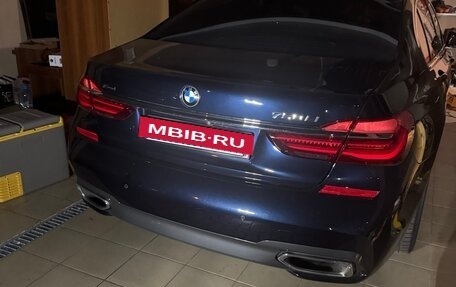 BMW 7 серия, 2016 год, 5 250 000 рублей, 2 фотография